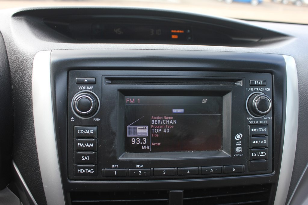 2011 Subaru Forester Image 18