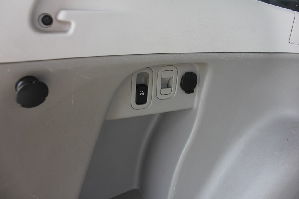 2011 Subaru Forester Image 43