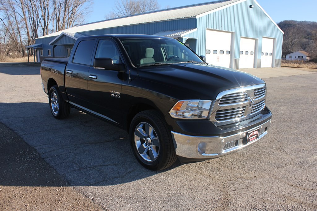 2018 RAM 1500 Image 4