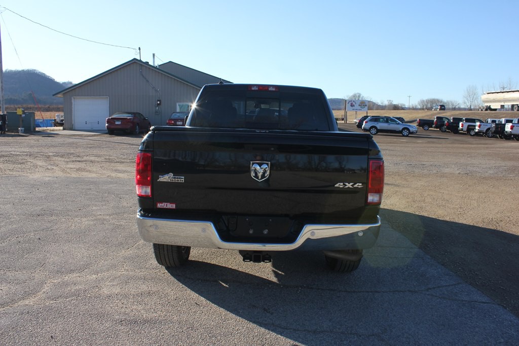 2018 RAM 1500 Image 7