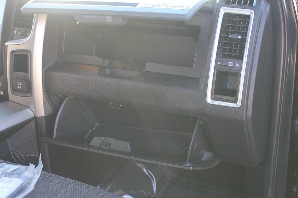 2018 RAM 1500 Image 38