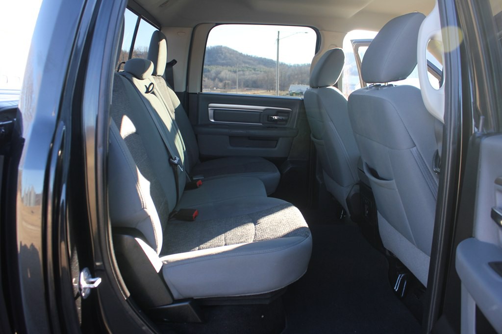 2018 RAM 1500 Image 40