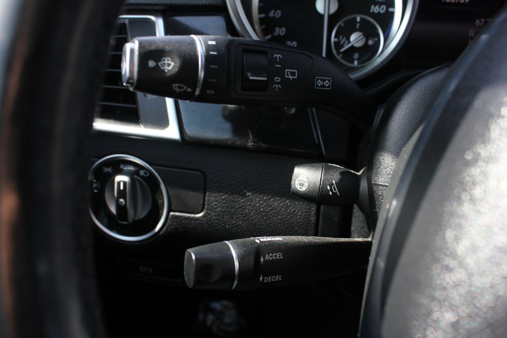 2015 Mercedes-Benz M-Class Image 16