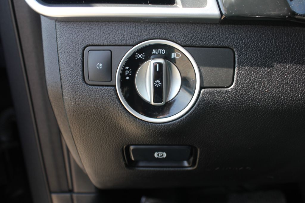 2015 Mercedes-Benz M-Class Image 24