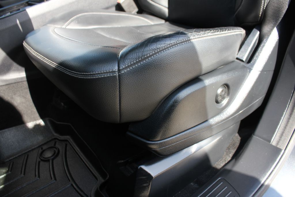 2015 Mercedes-Benz M-Class Image 25