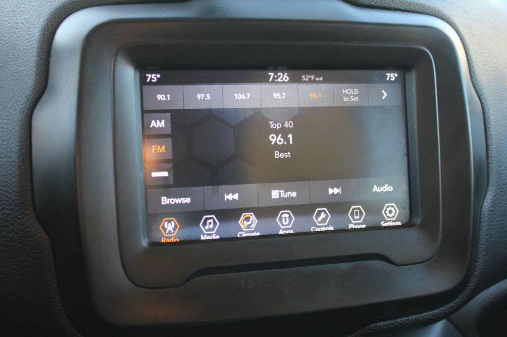 2018 Jeep Renegade Image 18