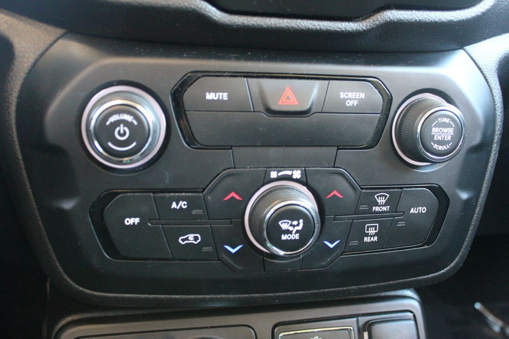 2018 Jeep Renegade Image 19