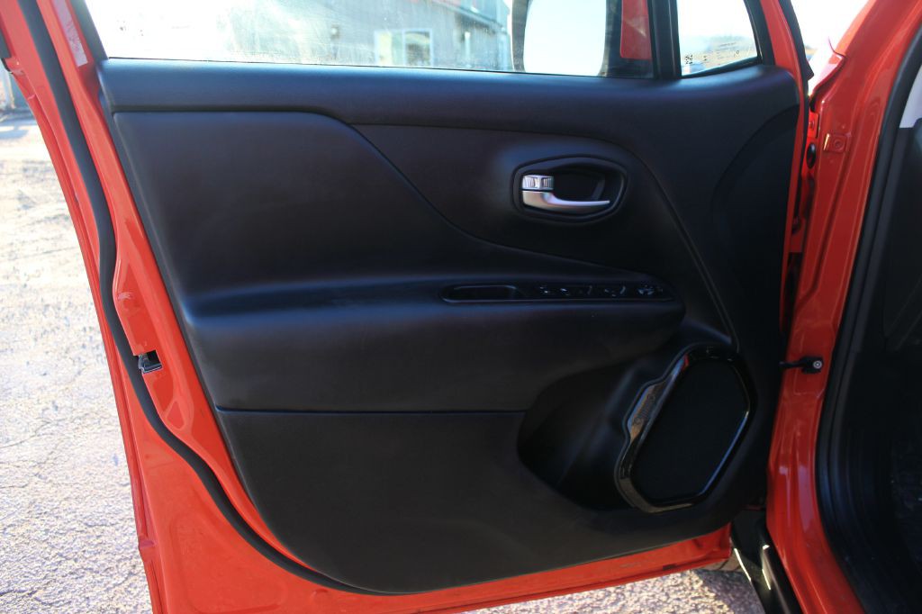 2018 Jeep Renegade Image 27