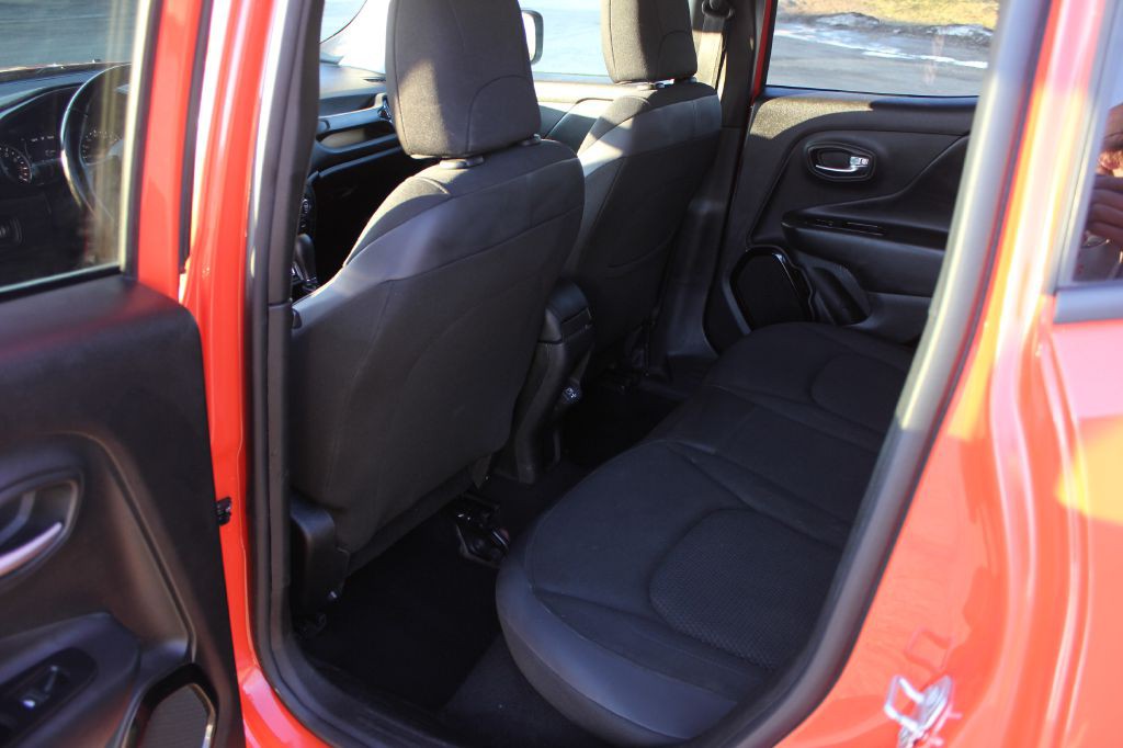 2018 Jeep Renegade Image 30