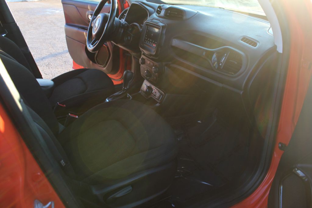 2018 Jeep Renegade Image 35