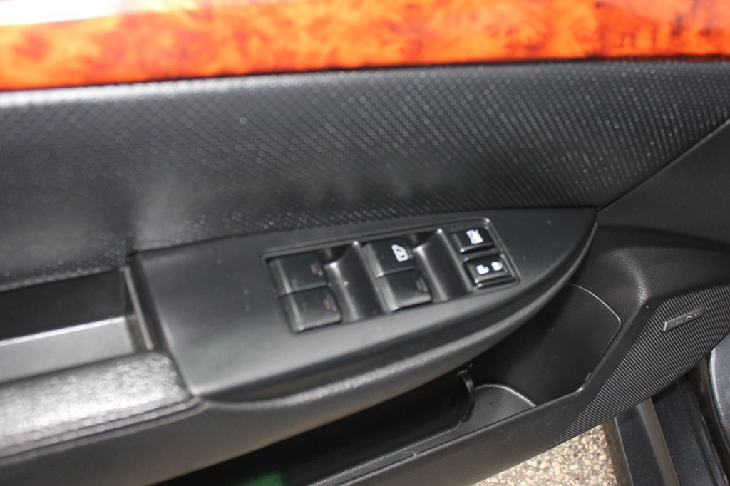 2011 Subaru Legacy Image 31