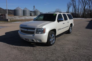Image for 2011 Chevrolet Suburban 1500 LTZ ID: 7032812