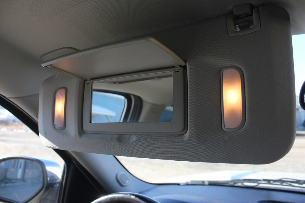 2011 Chevrolet Suburban Image 28