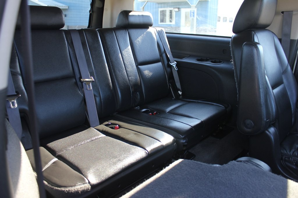 2011 Chevrolet Suburban Image 42
