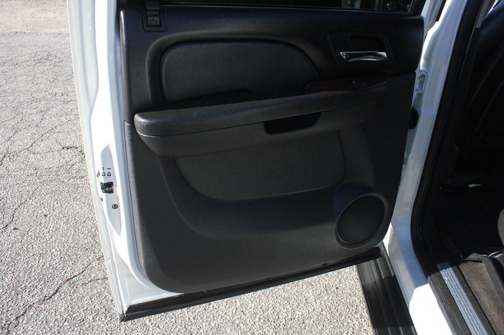 2011 Chevrolet Suburban Image 43