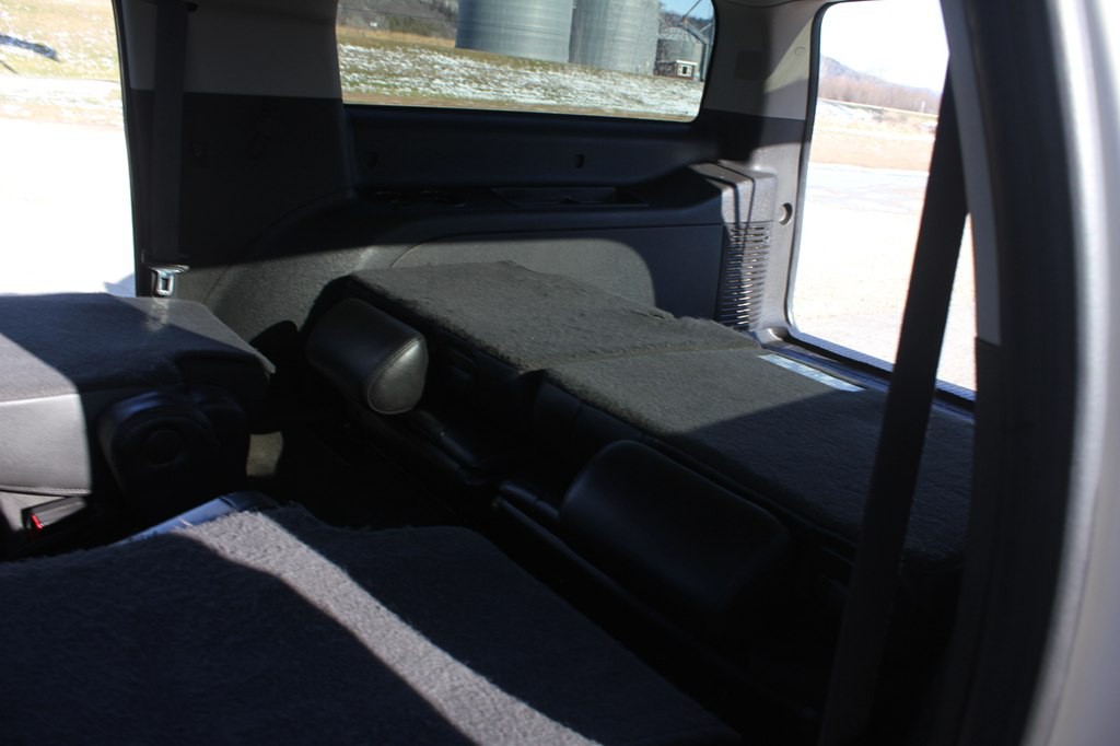 2011 Chevrolet Suburban Image 46