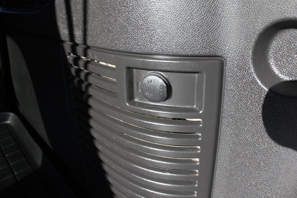 2011 Chevrolet Suburban Image 48