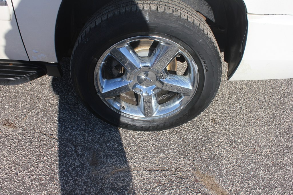 2011 Chevrolet Suburban Image 61