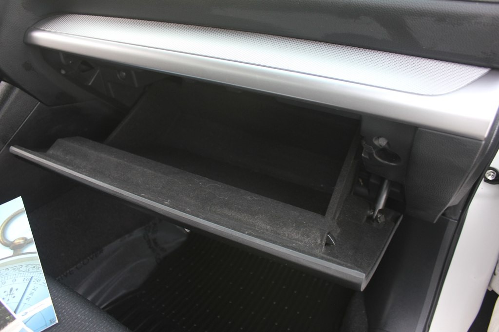 2015 Subaru Legacy Image 35