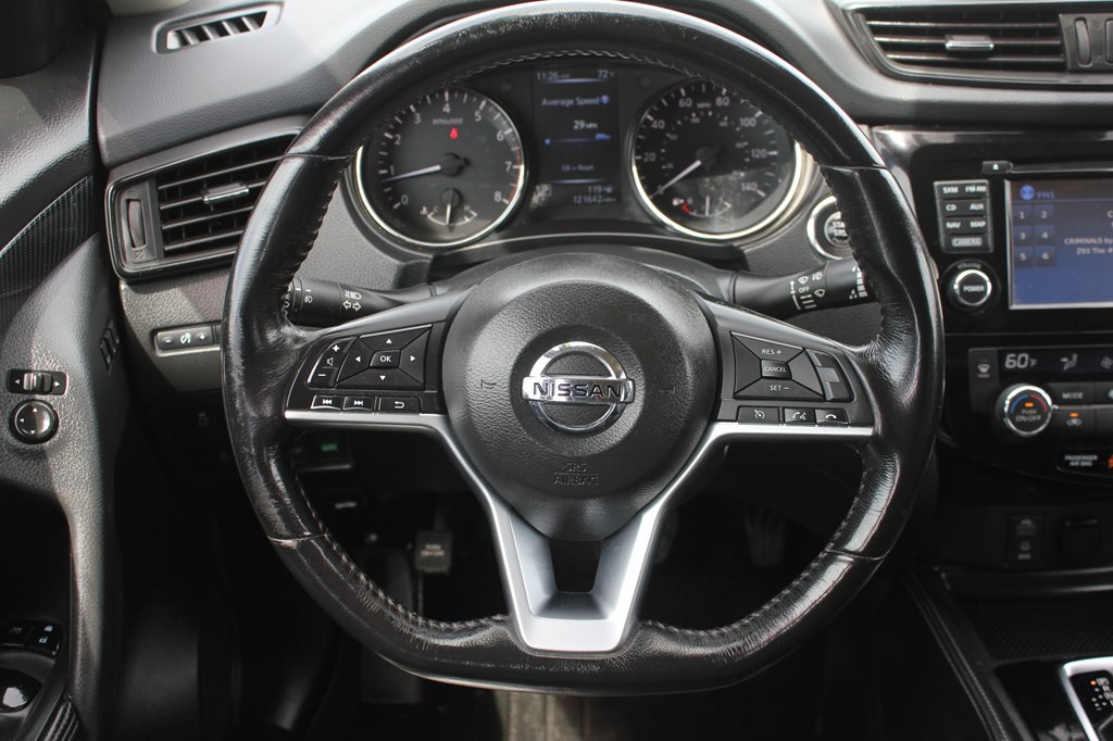 2017 Nissan Rogue Image 11