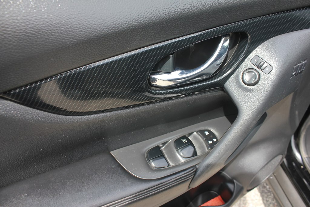 2017 Nissan Rogue Image 29