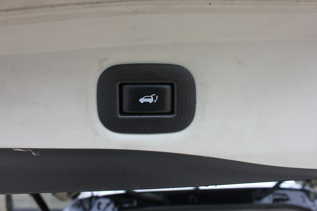 2017 Nissan Rogue Image 44