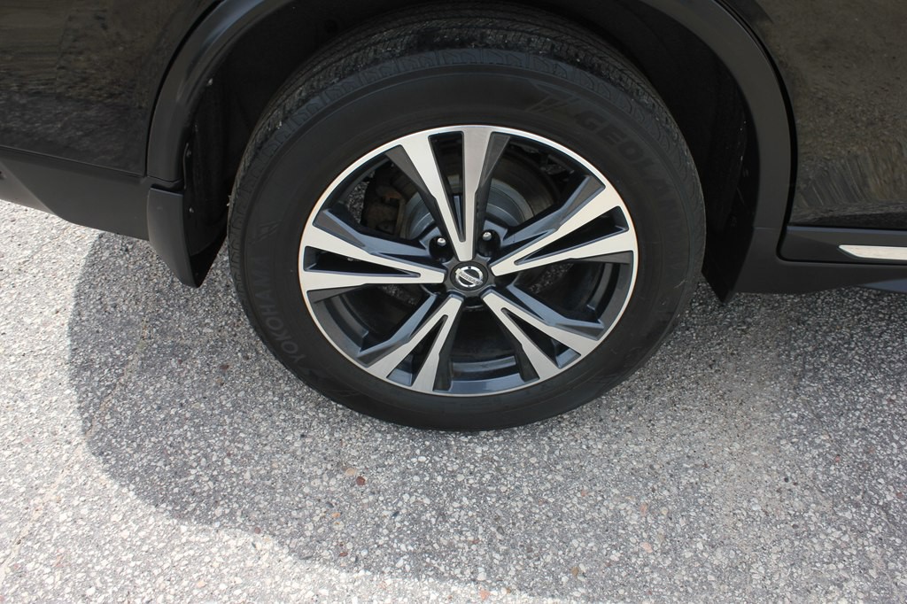 2017 Nissan Rogue Image 54