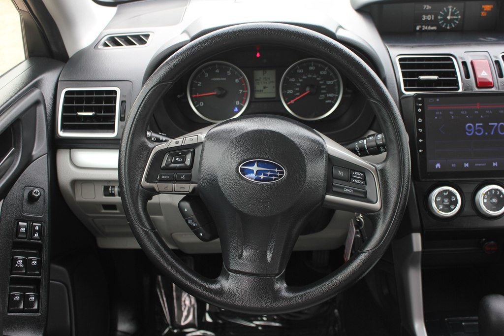 2016 Subaru Forester Image 11