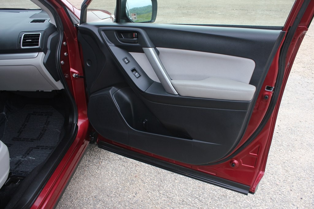 2016 Subaru Forester Image 31