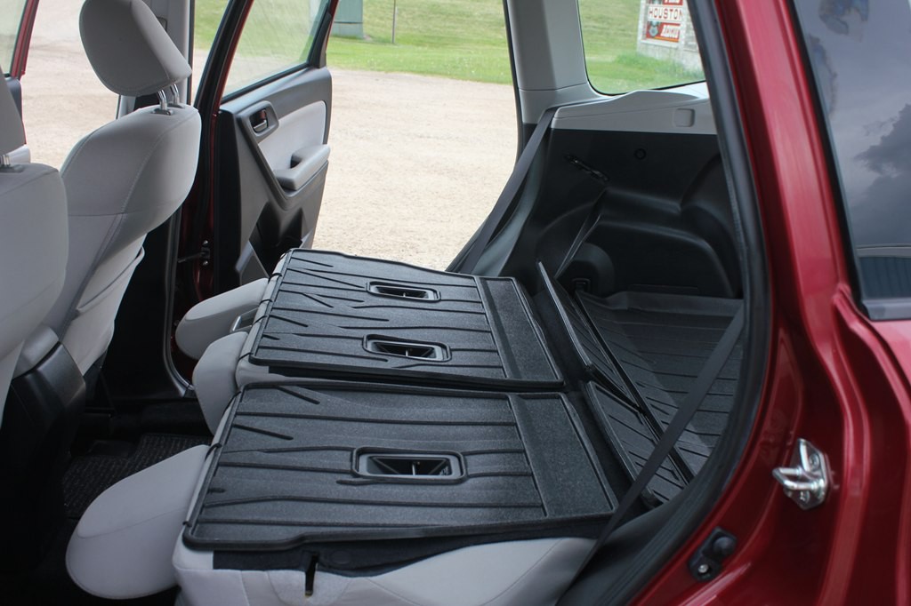 2016 Subaru Forester Image 39