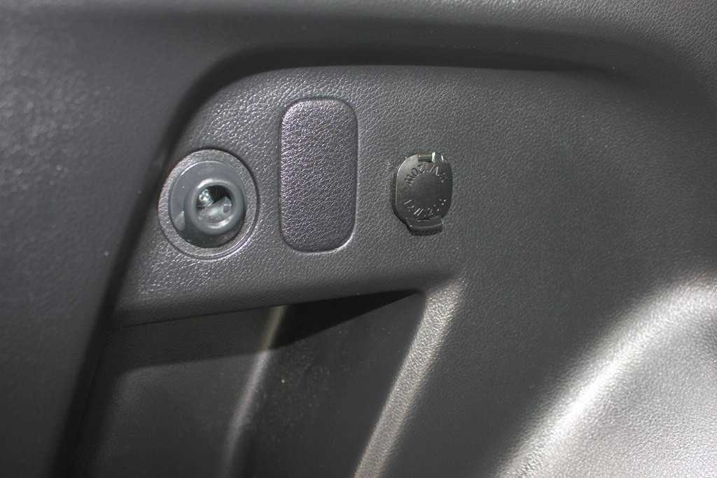 2016 Subaru Forester Image 42