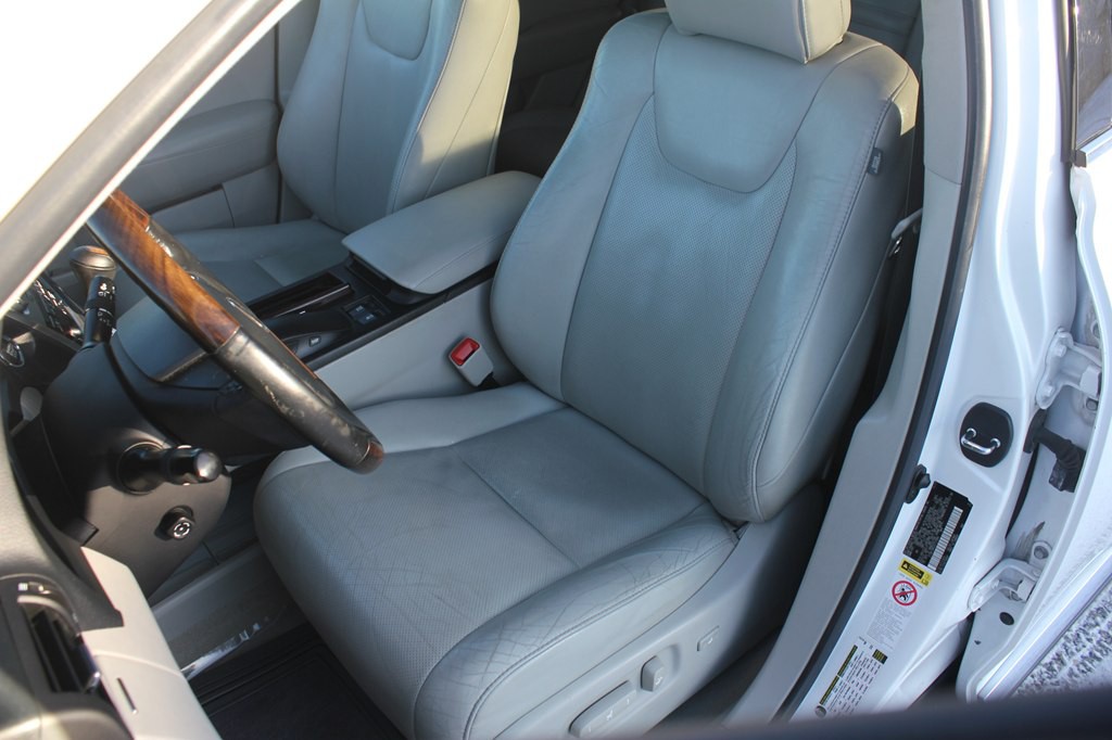 2012 Lexus RX Image 36