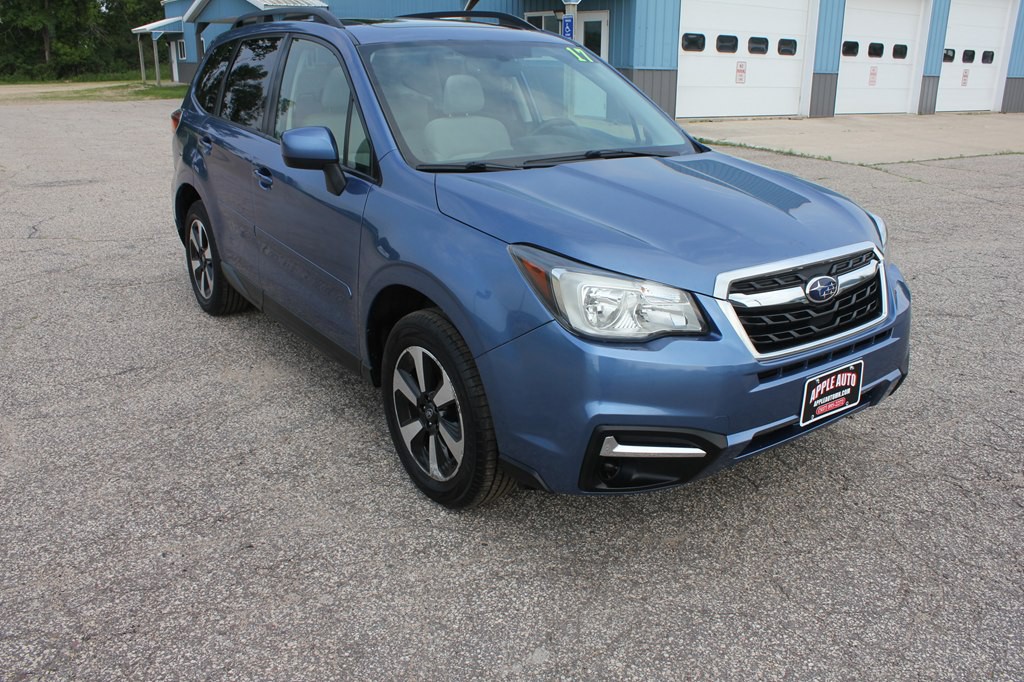 2017 Subaru Forester Image 4