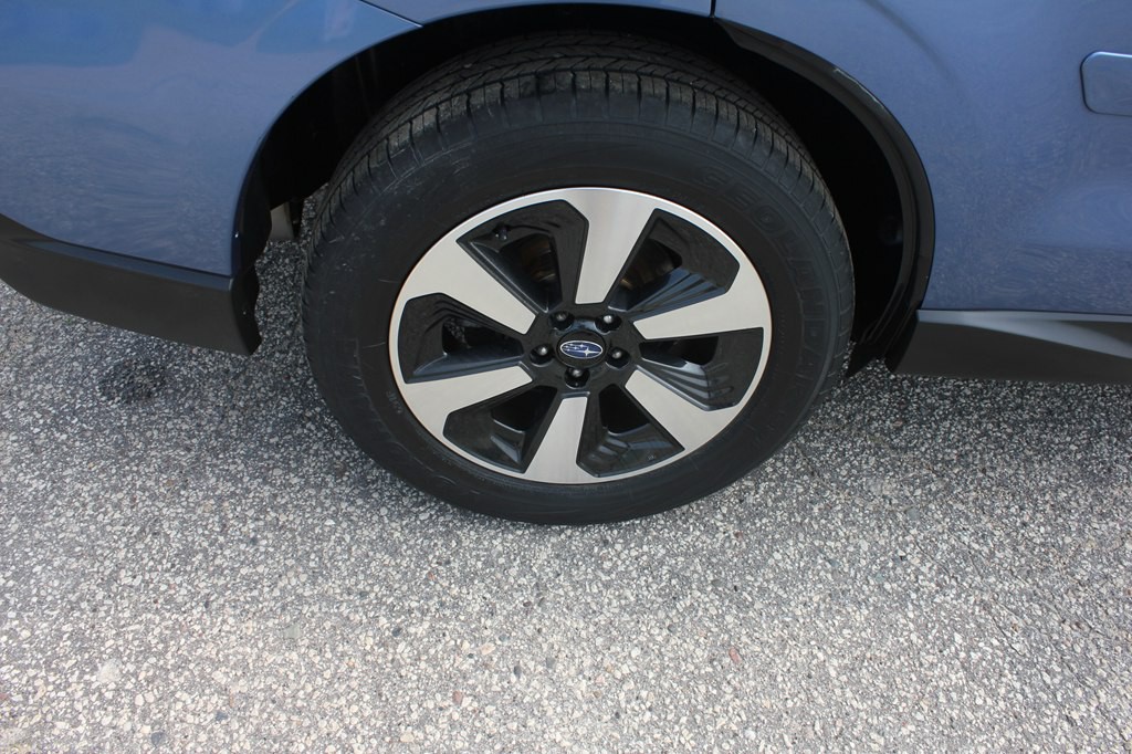 2017 Subaru Forester Image 56