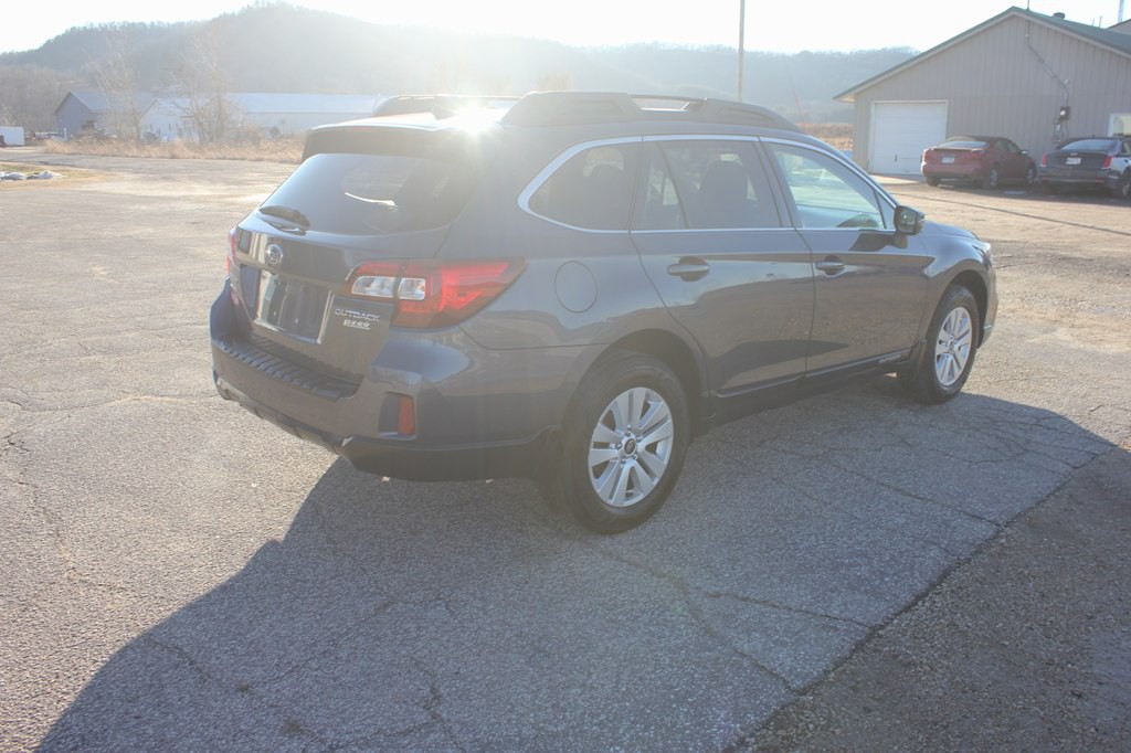 2017 Subaru Outback Image 6