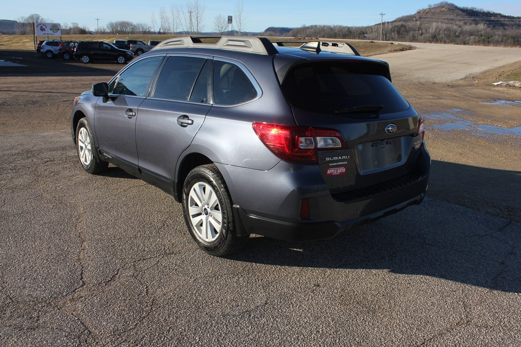 2017 Subaru Outback Image 8