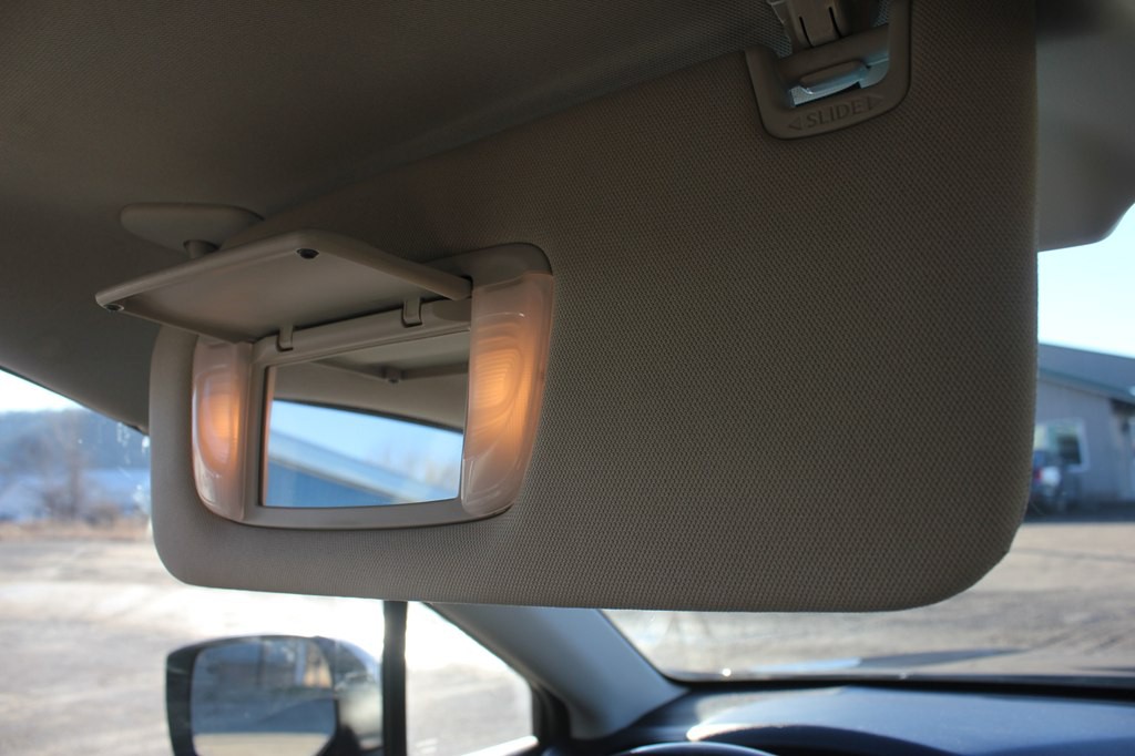 2017 Subaru Outback Image 25