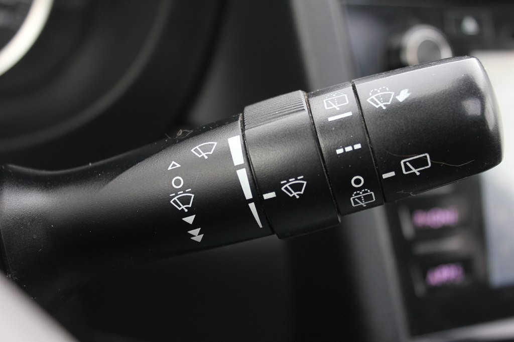 2016 Subaru Forester Image 17