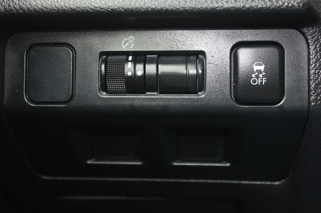 2016 Subaru Forester Image 18