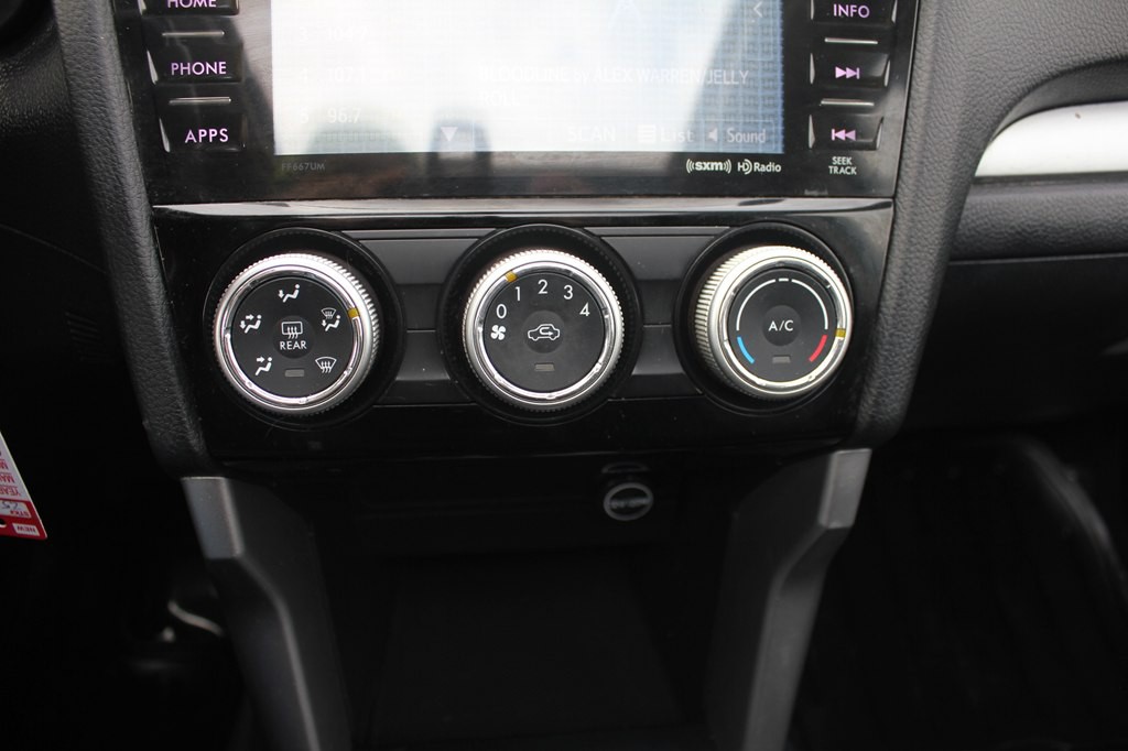 2016 Subaru Forester Image 21