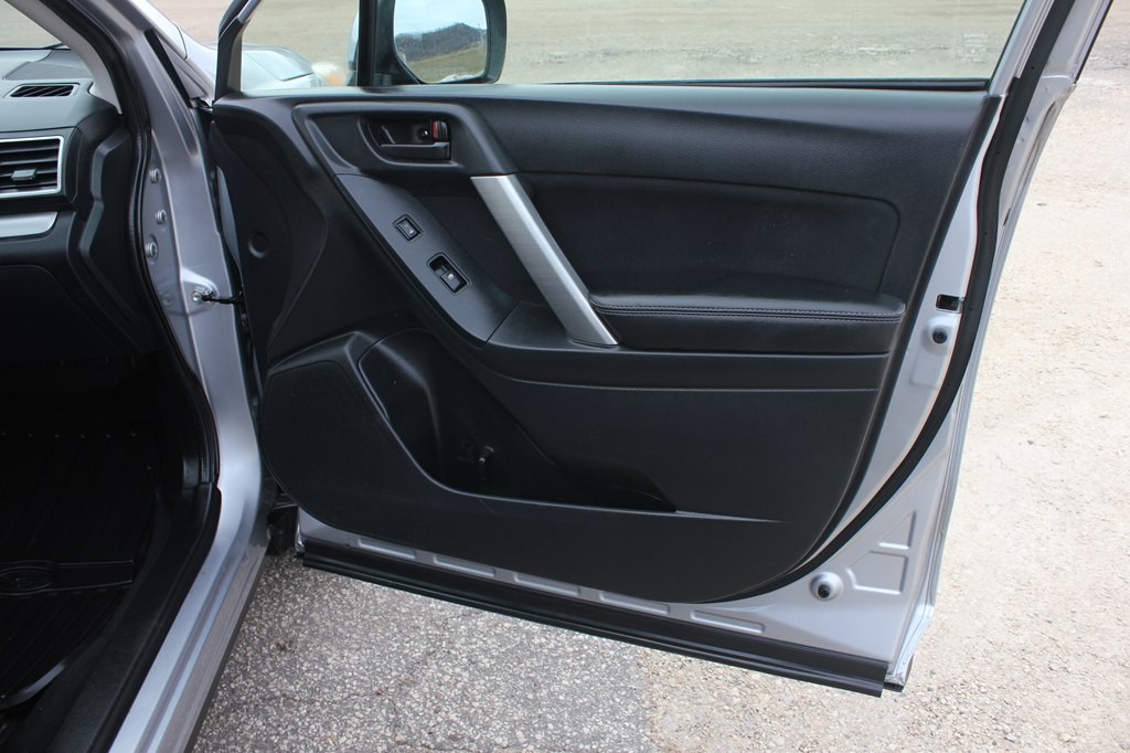 2016 Subaru Forester Image 35