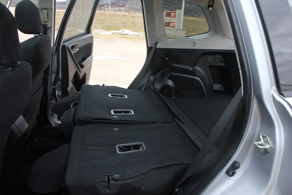 2016 Subaru Forester Image 42