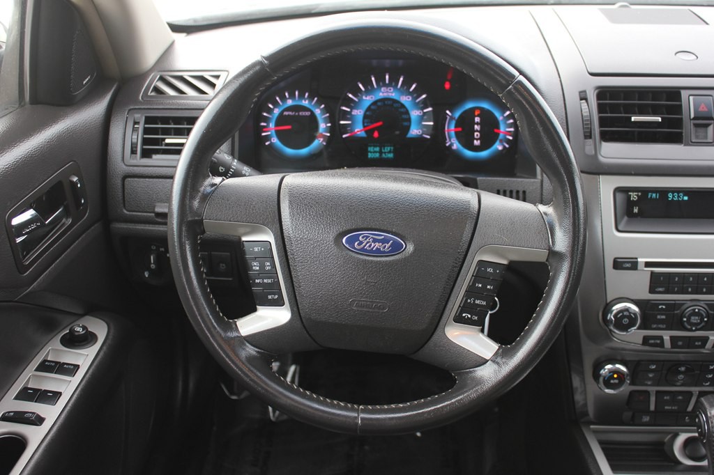 2011 Ford Fusion Image 11