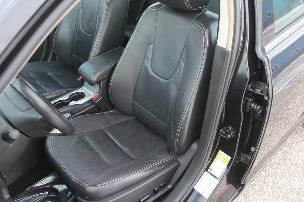 2011 Ford Fusion Image 30