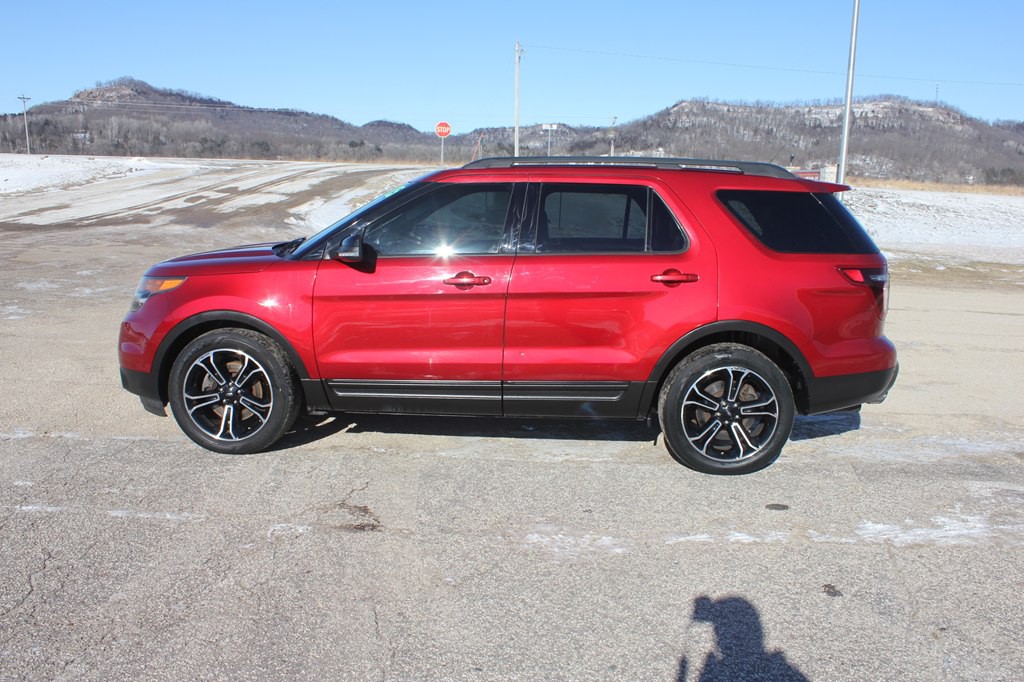 2015 Ford Explorer Image 9