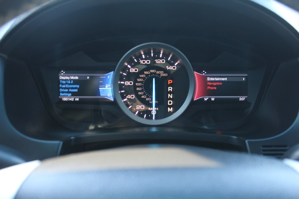 2015 Ford Explorer Image 12