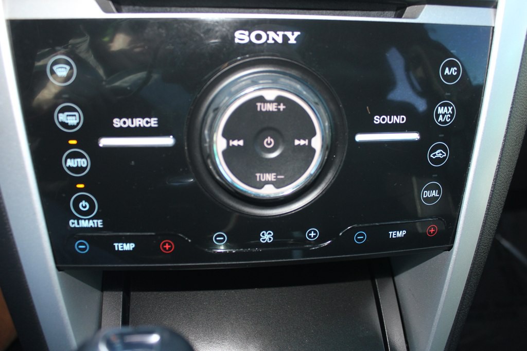 2015 Ford Explorer Image 19