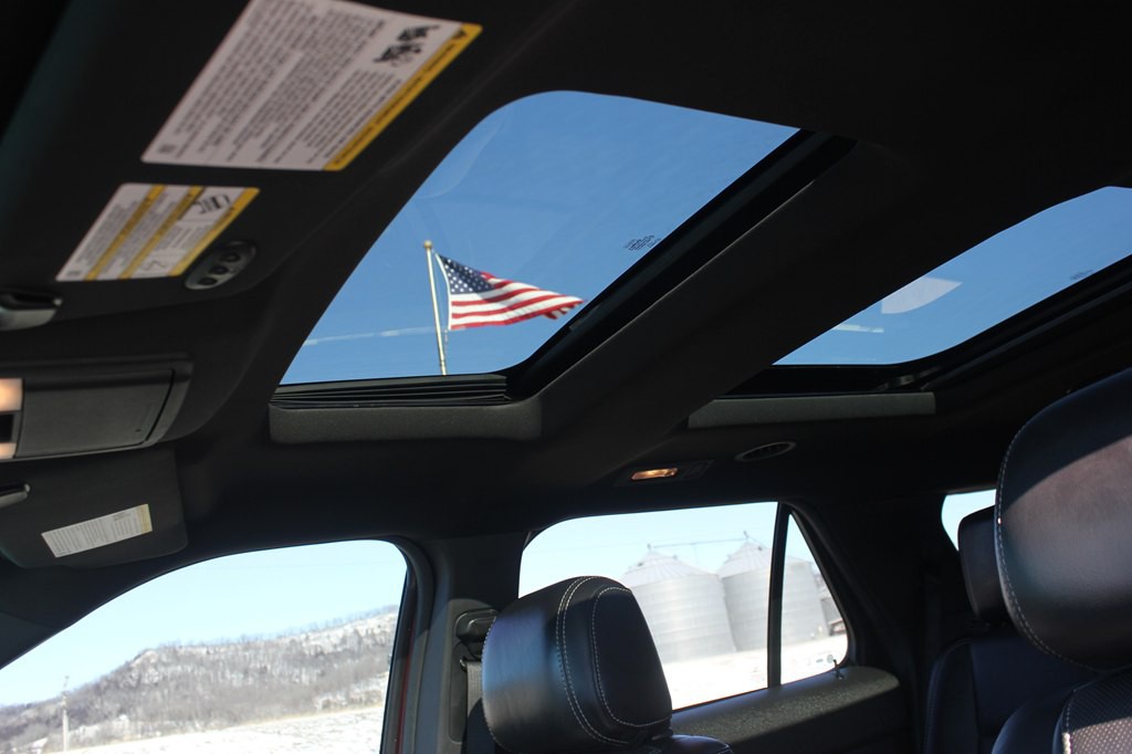 2015 Ford Explorer Image 26