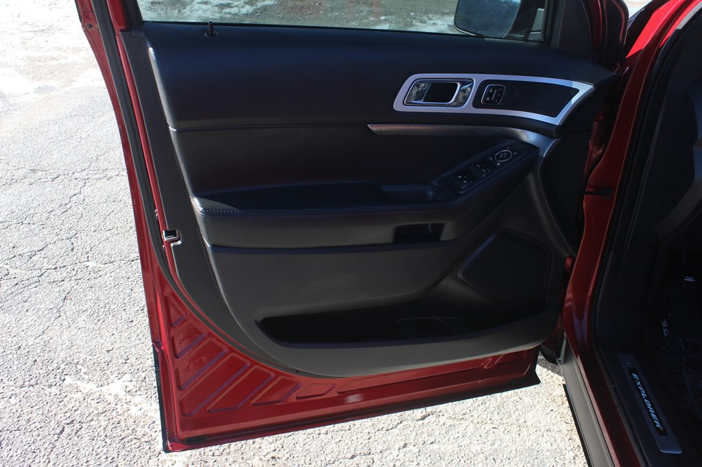 2015 Ford Explorer Image 27