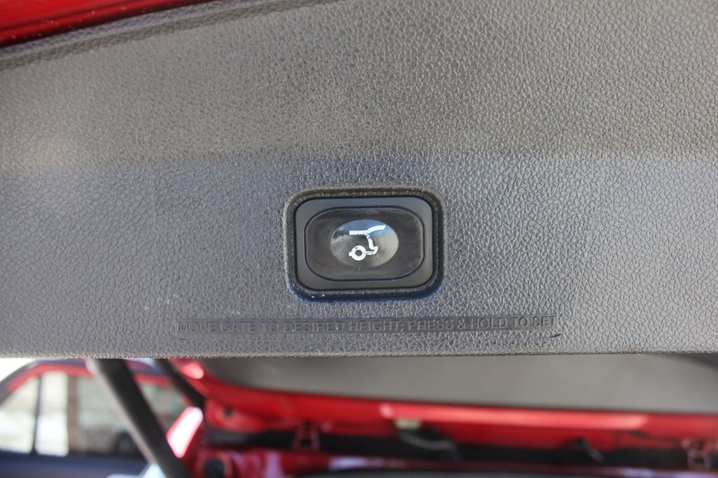 2015 Ford Explorer Image 46